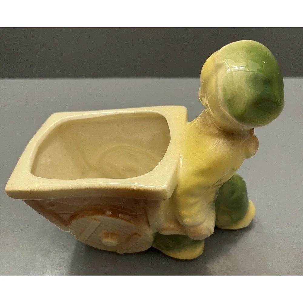 Vintage Shawnee‎ USA 750 Dutch Boy & Cart Ceramic Flower Flowers Floral Planter